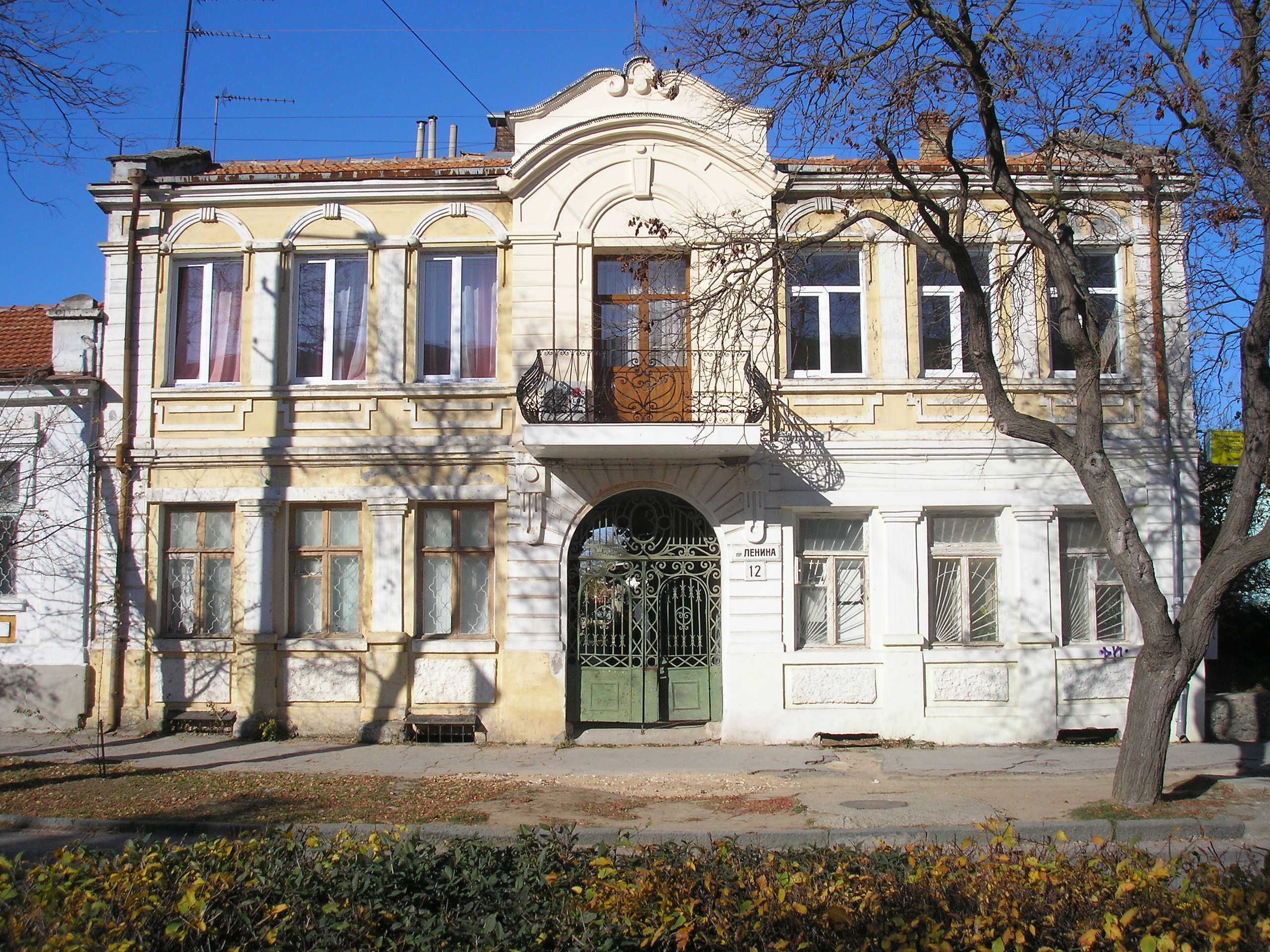 ��� �.�. ���������, �. ���������, ��. ������, 12