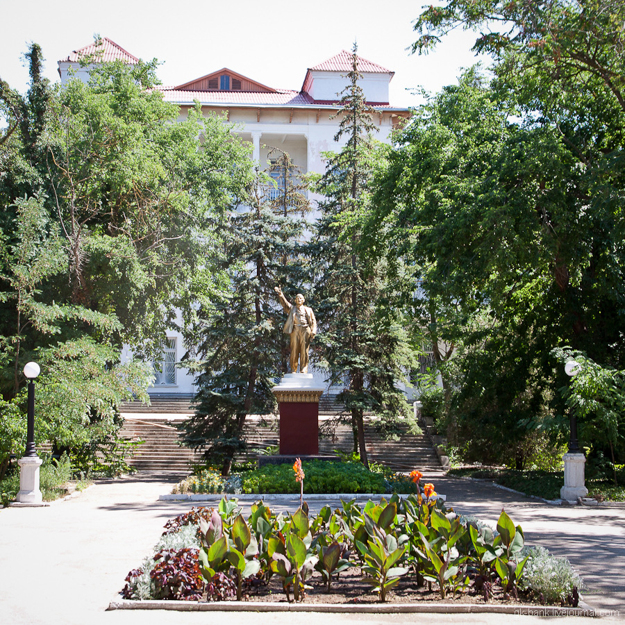 Современный вид памятника Ленину