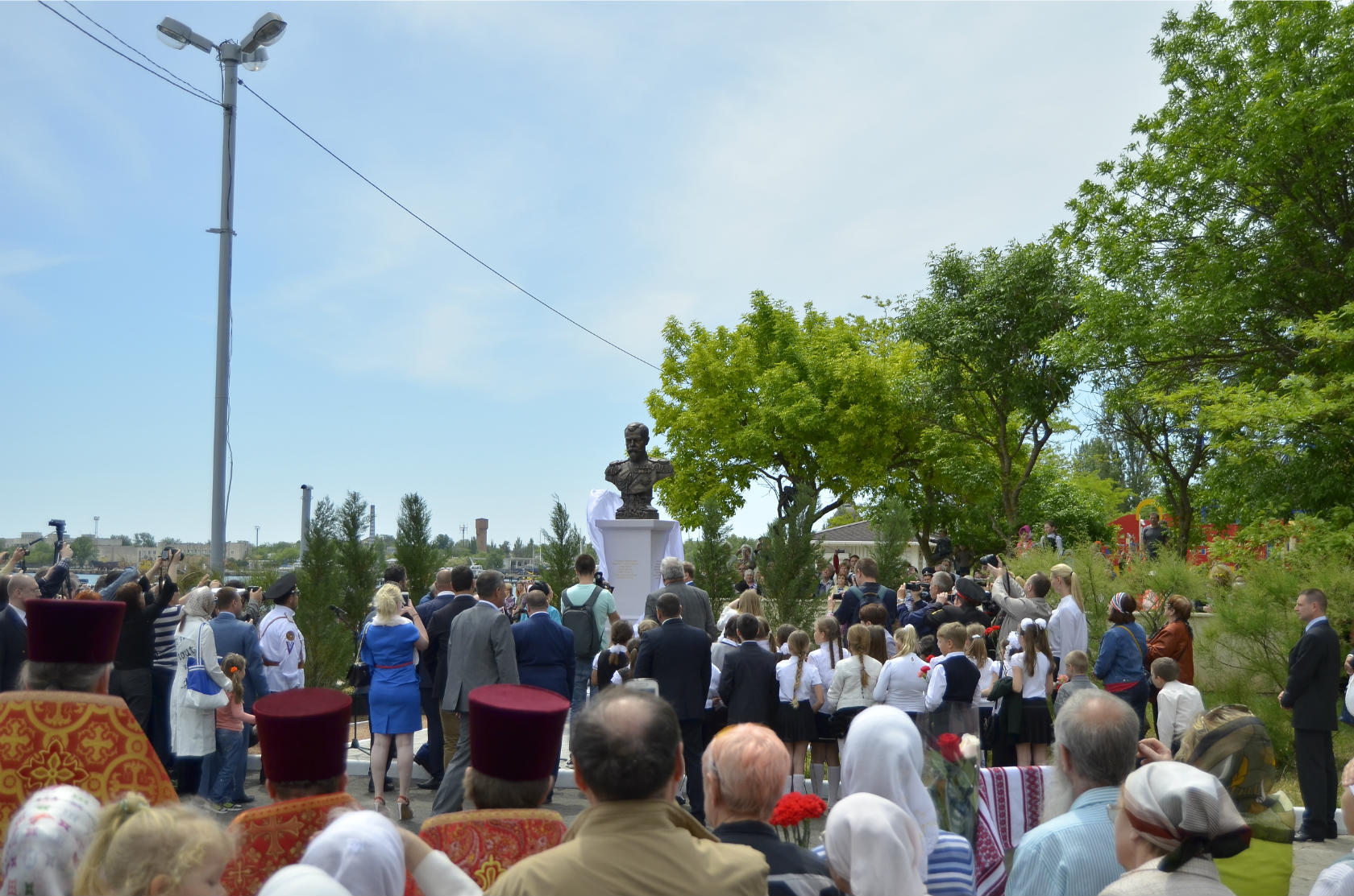 Открытие памятника Николаю II в Евпатории