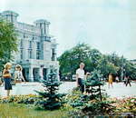 Евпаторийский городской театр. Фотография из набора открыток 1976 г. 